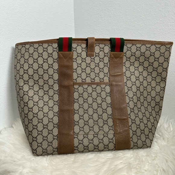 💯 Authentic Gucci Plus Vintage Monogram Tote with Cherryline 🍀 - Picture 4 of 15